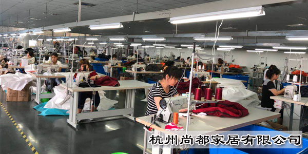 懶人沙發(fā)定做 客戶(hù)來(lái)工廠參觀這些細(xì)節(jié)很重要